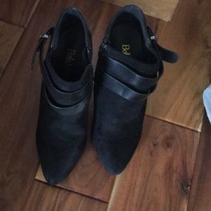 Black Swede ankle bootie heels